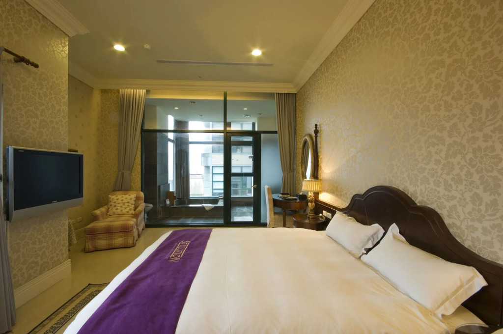 Muen Hot Spring Hotel