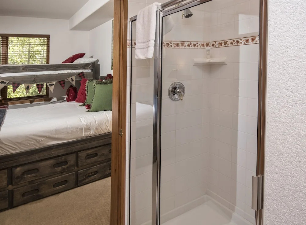 Aspenwood #207 2 Bedroom Condo by RedAwning