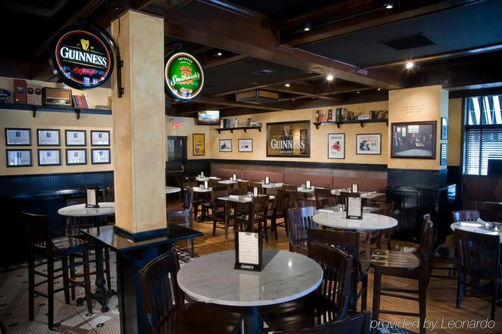 Seven Gables Inn, St Louis West, a Tribute Portfolio Hotel