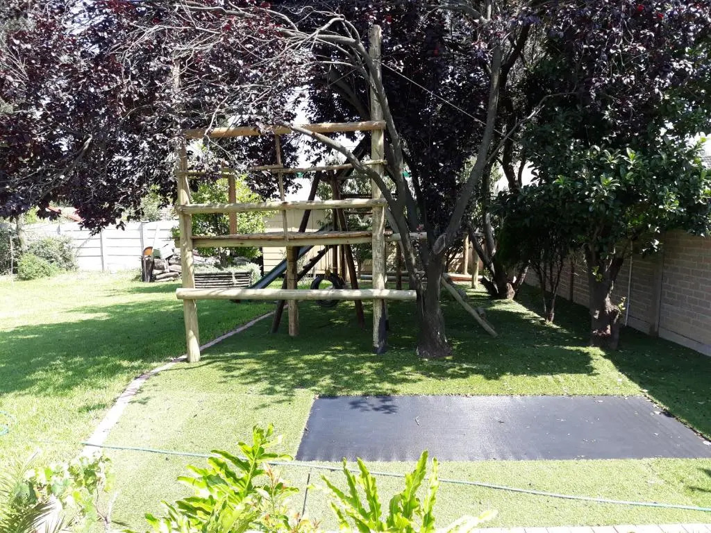 8 Ibis Lane Guest House