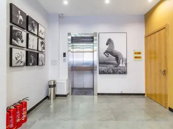 Junyi Chain Hotel (Anxin Hot Spring Garden)