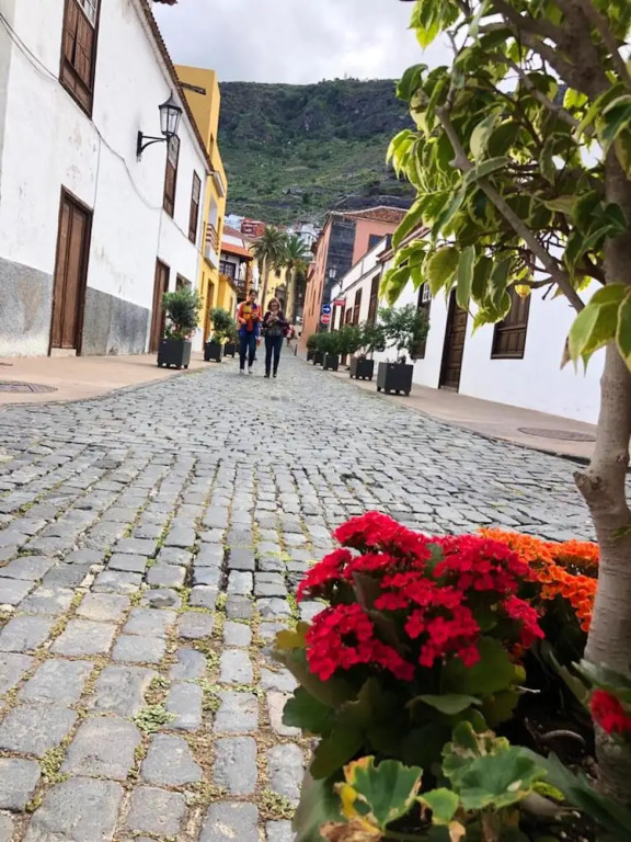 House With one Bedroom in Garachico, With Wonderful Mountain View, Terrace and Wifi