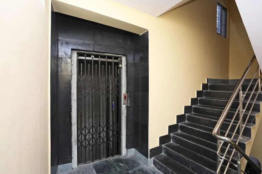 OYO 14379 Shubham Guest House & Banquets