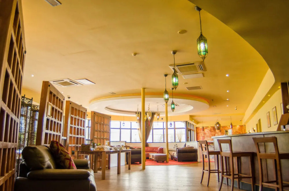 Lazaat Hotel