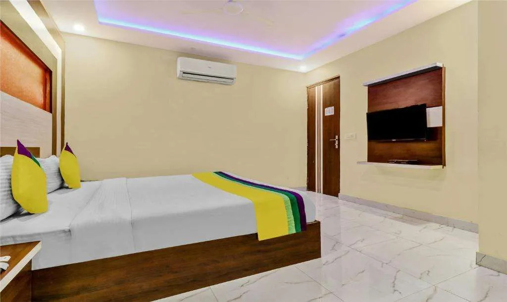 Itsy Hotels Royal Residency