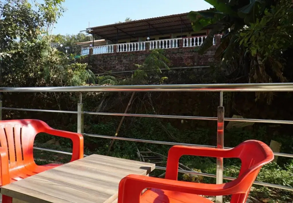 Venna View by OYO Rooms