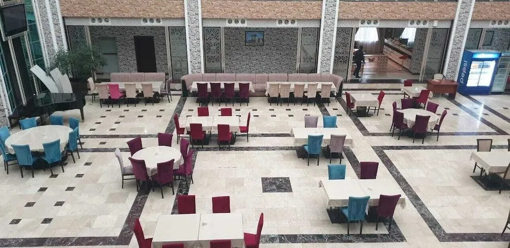 Royal Vista Hotel