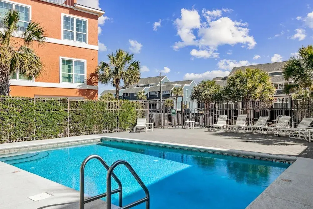Charming Family Retreat w/ Ocean View Sandpiper Loop - 95076