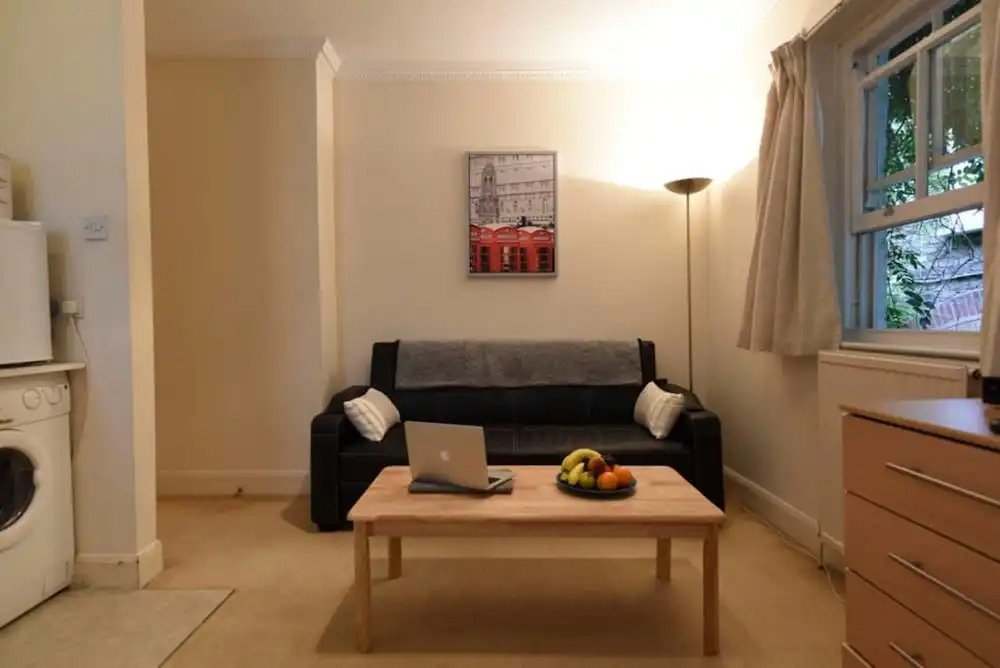 Cute and Functional Studio Flat in Paddington