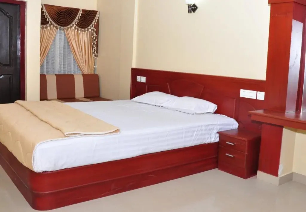 1 BR Guest house in Moolankave, Wayanad (9A6C), by GuestHouser