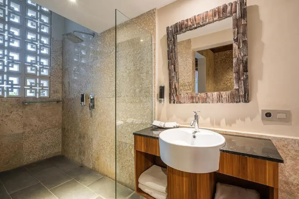 Pandawa All Suites Hotel