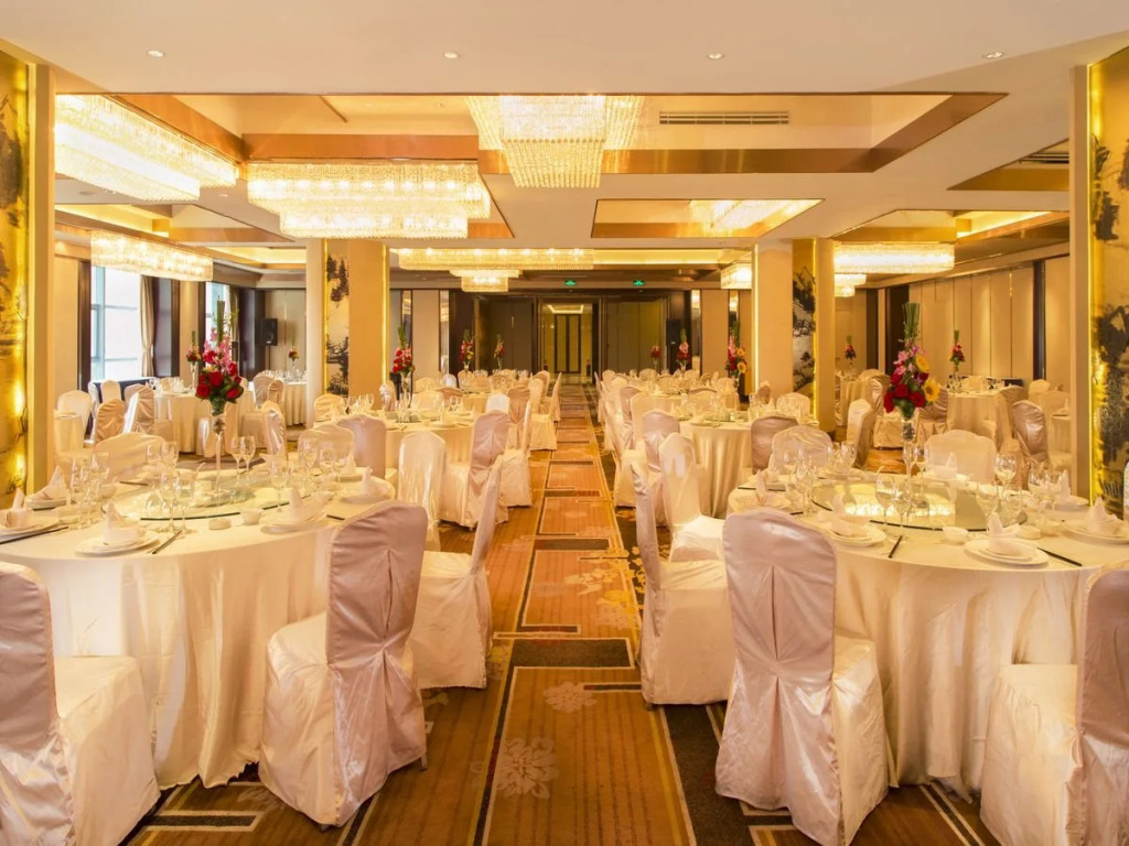 New Century Grand Hotel Tonglu Hangzhou China