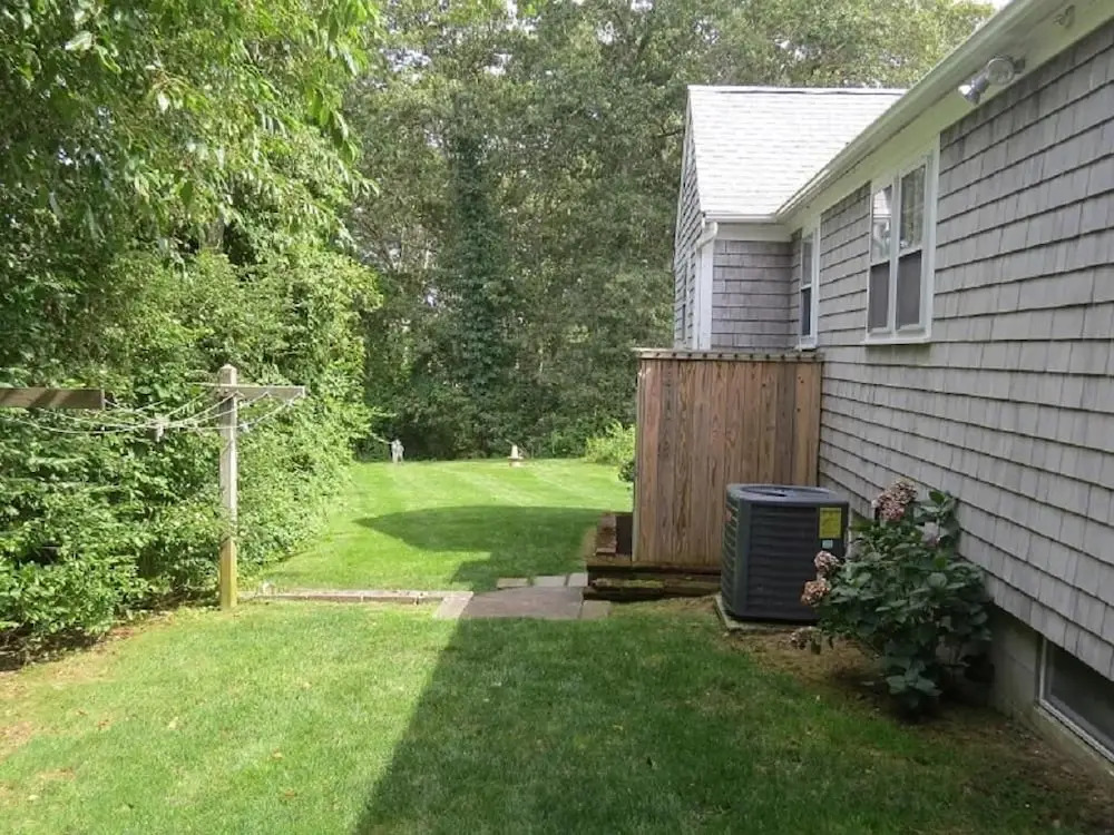 305 Ridgevale Road - Four Bedroom House