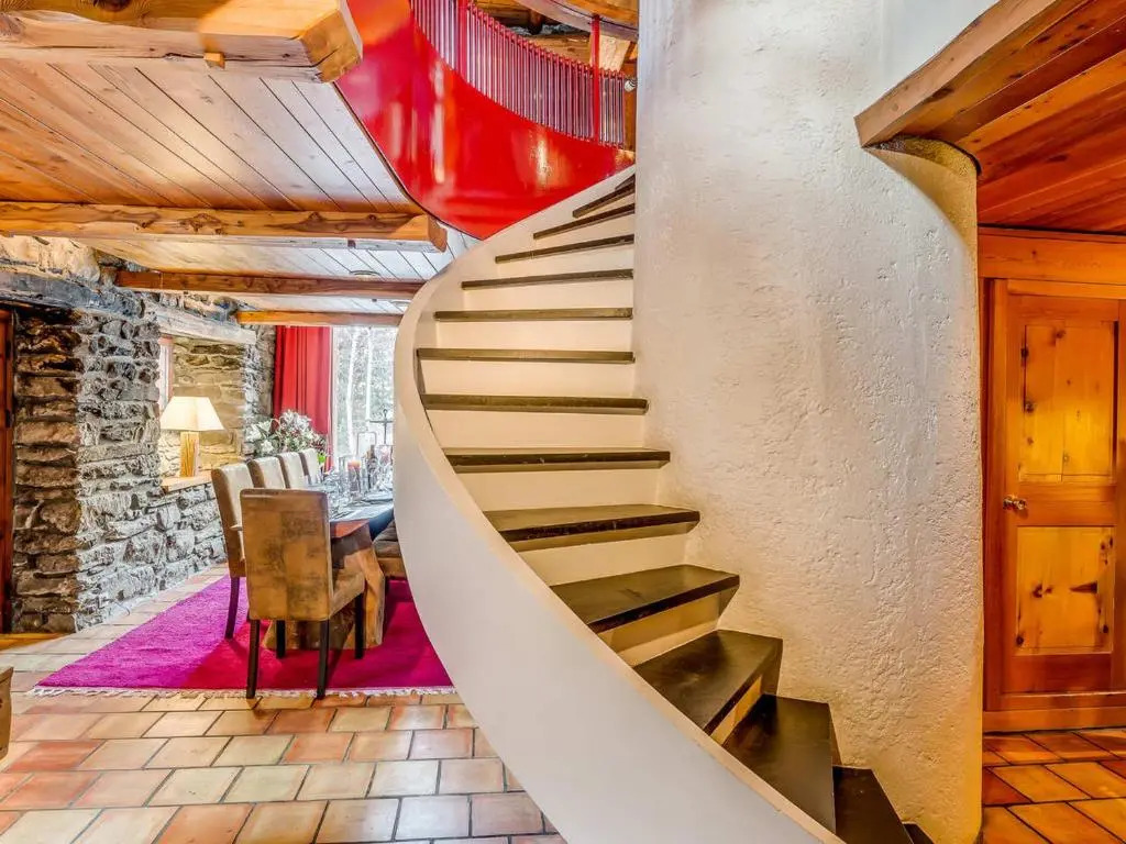 Chalet de luxe 5 chambres, non fumeur, parking inclus - FR-1-519-32