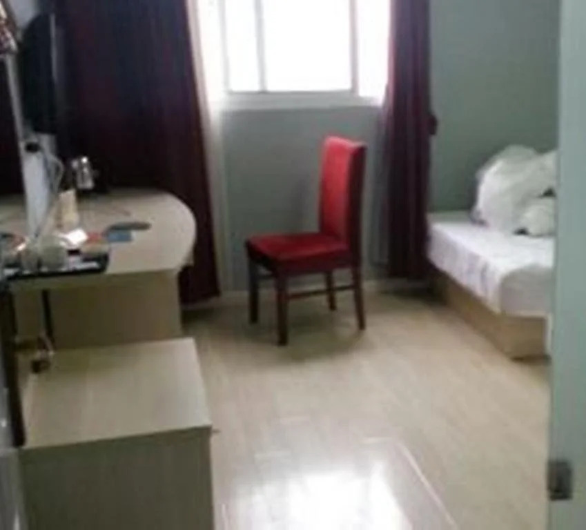 Wenchang 136 Inn Jiefang Bridge