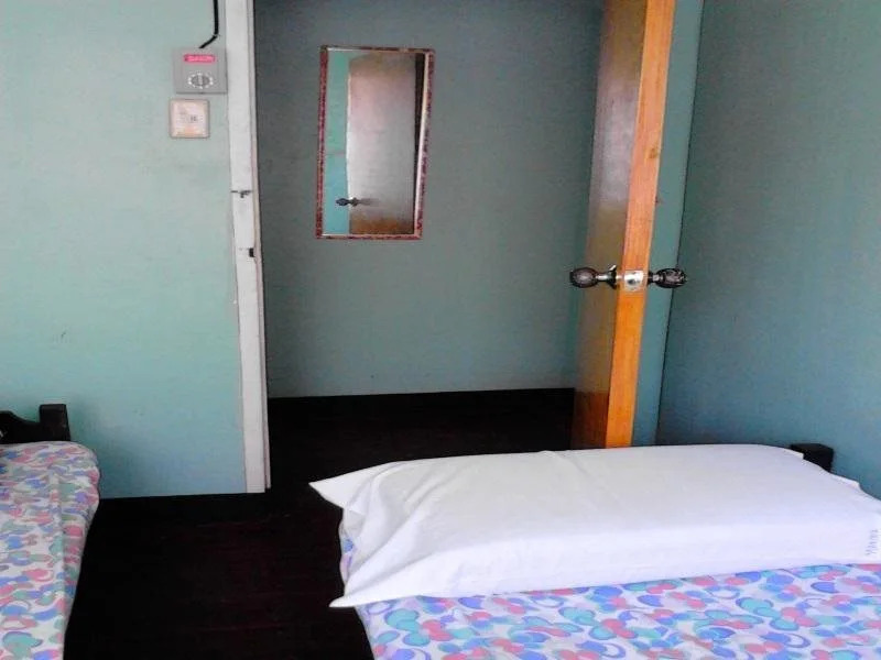 Manna Pension House - Sipalay