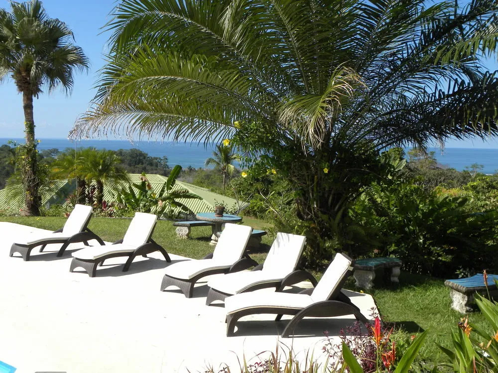 Hotel Ocean Breeze