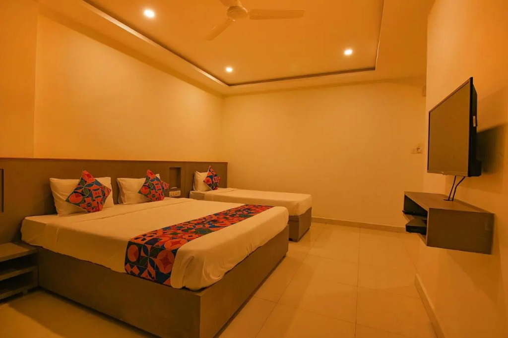 Fabhotel Champion Gateway