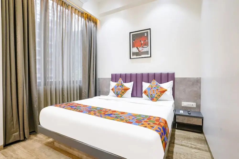 FabHotel Global Spaces - Nr NESCO Exhibition Center