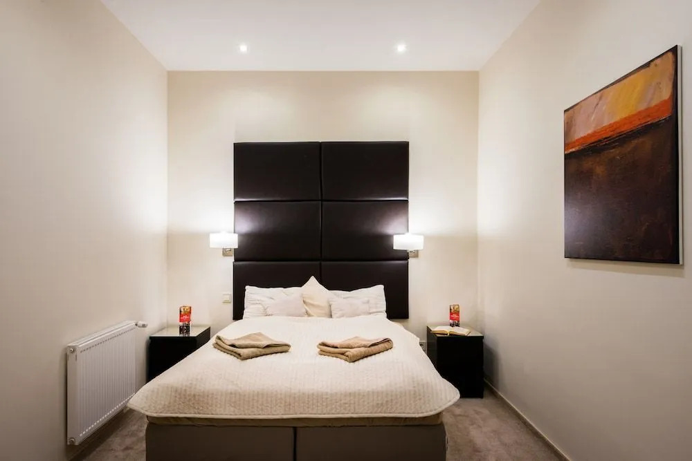 Dfive Apartments - Little Boss