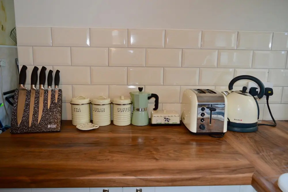 Charming 2 Bedroom House With Terrace