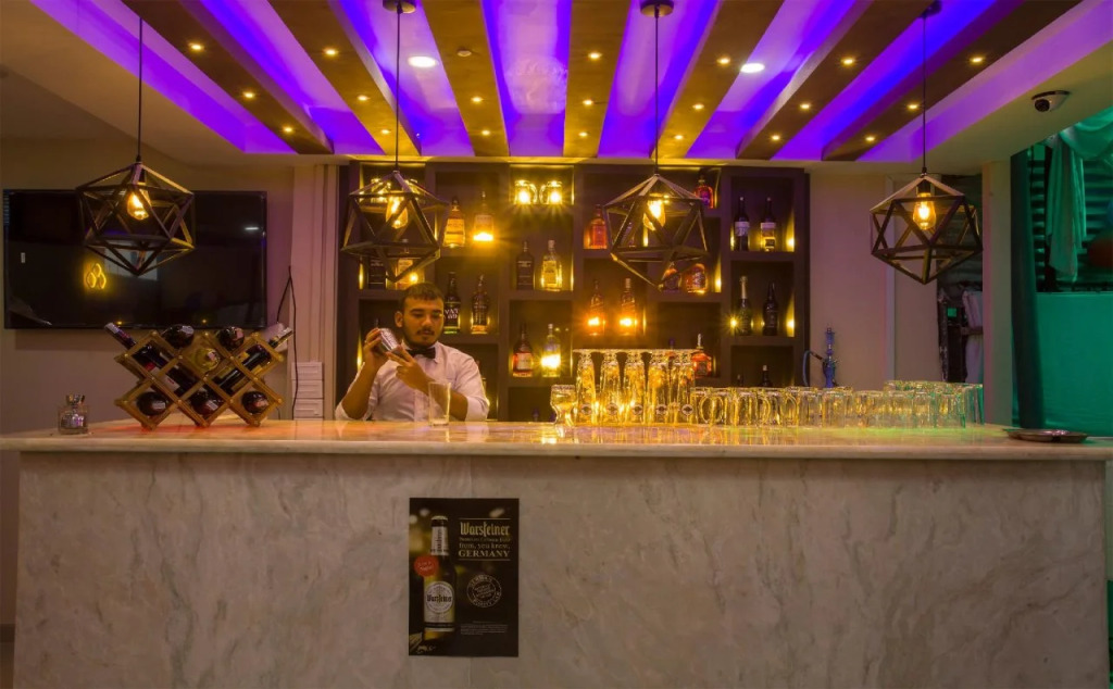 Somewhere Hotel & Restaurant Pvt.Ltd by OYO Rooms