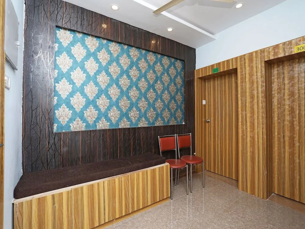 Oyo 19144 Hotel Rainbow