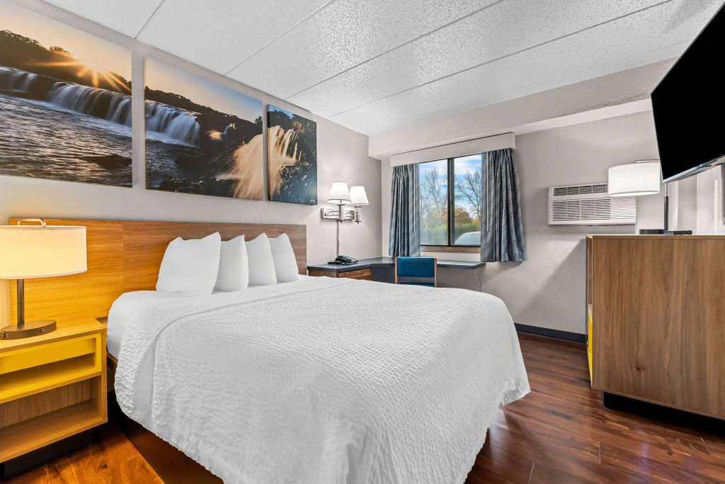 Days Inn by Wyndham Sioux Falls