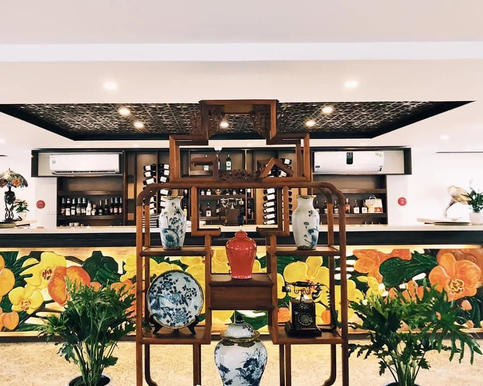 Indochine Lan Ha Bay