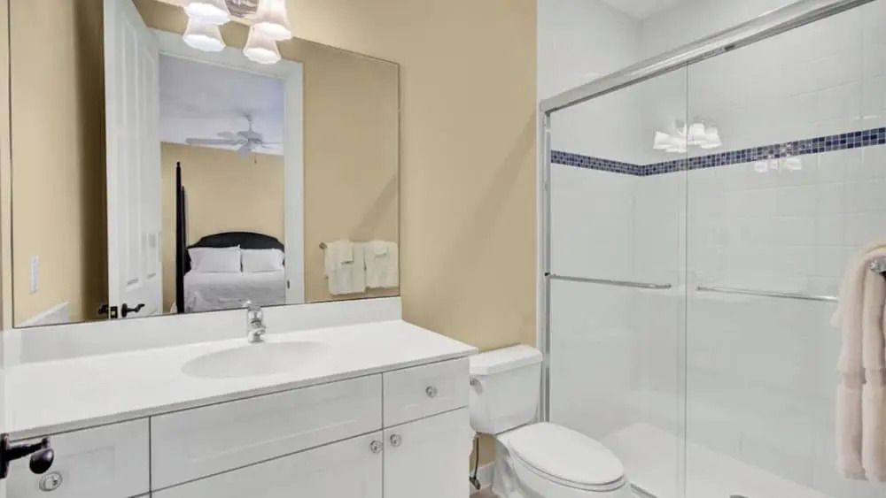 13 57th Avenue by Avantstay Rooftop, Decks + Pool