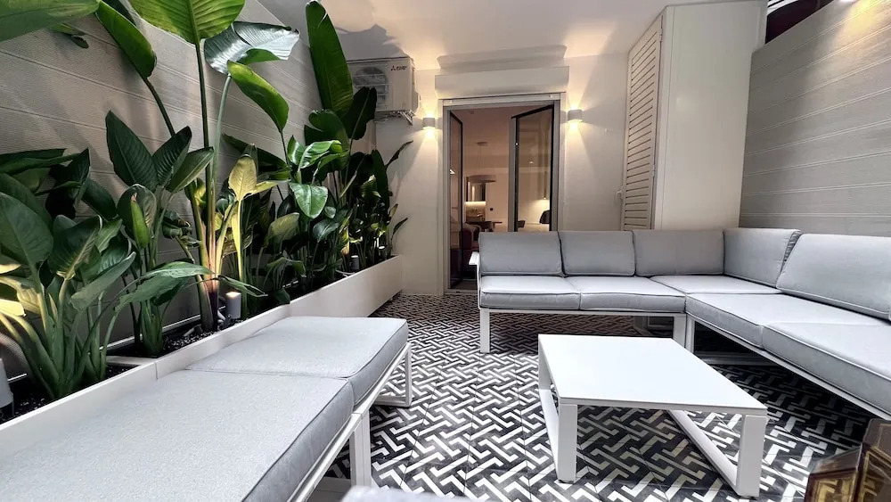 Pinacota Suite Kolonaki