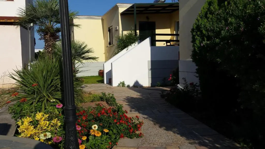 Sirines Apartments
