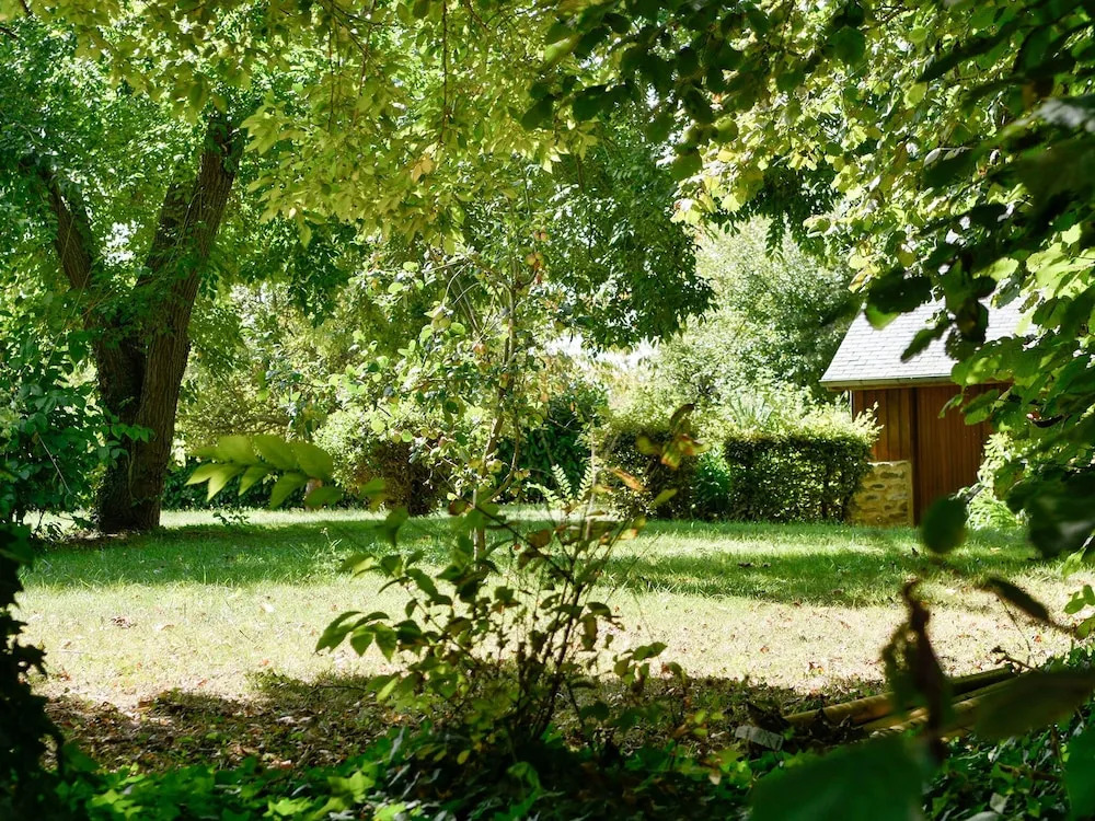 House Between River and Ocean With Pretty Garden in Brittany