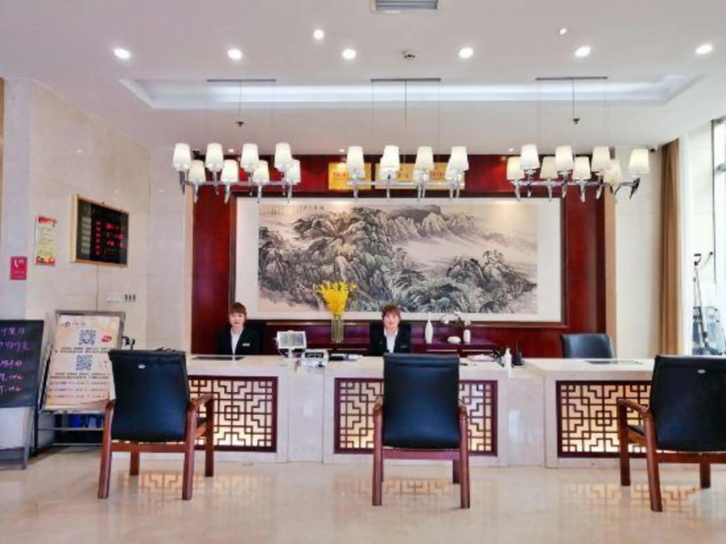 Hongrui Hotel