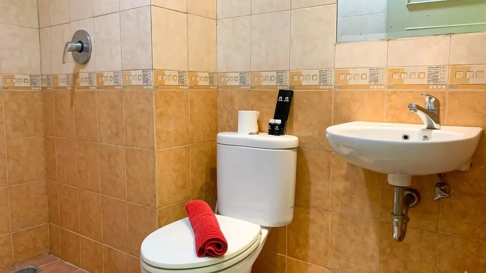 Warm And Minimalist 2Br At City Home Moi Apartment
