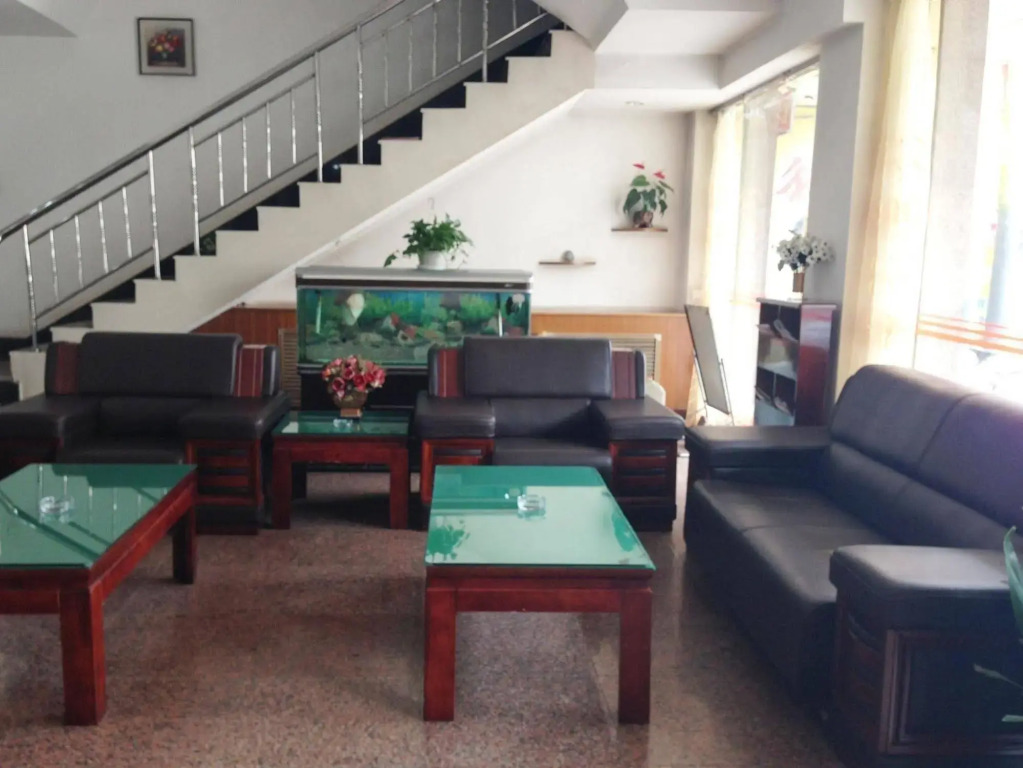 Jindu Hotel(中原金都大酒店（枣庄吾悦广场店）)