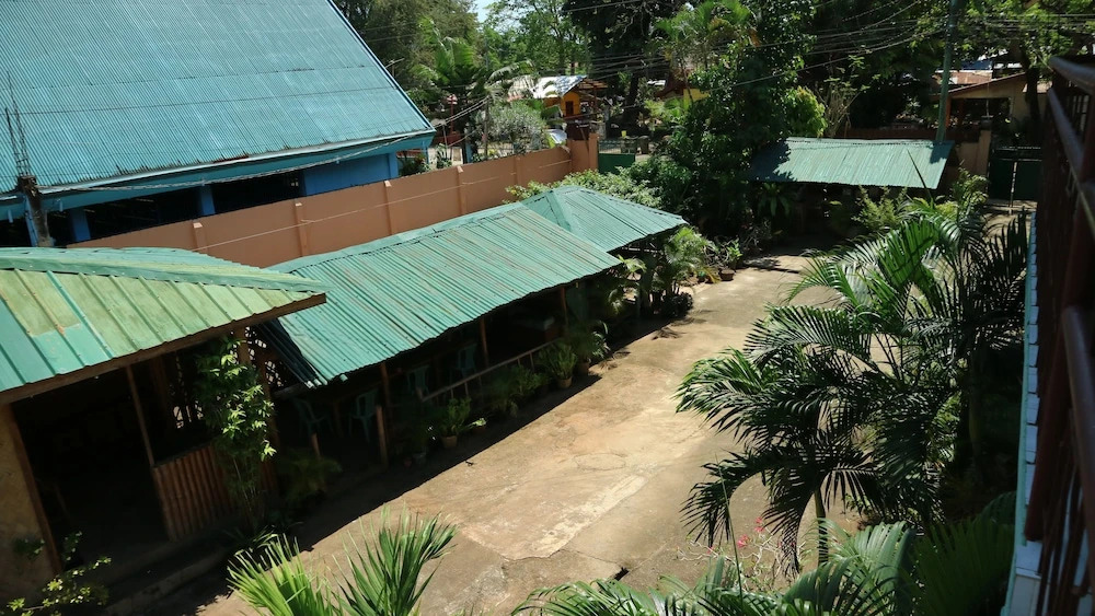 Willy's Pension House