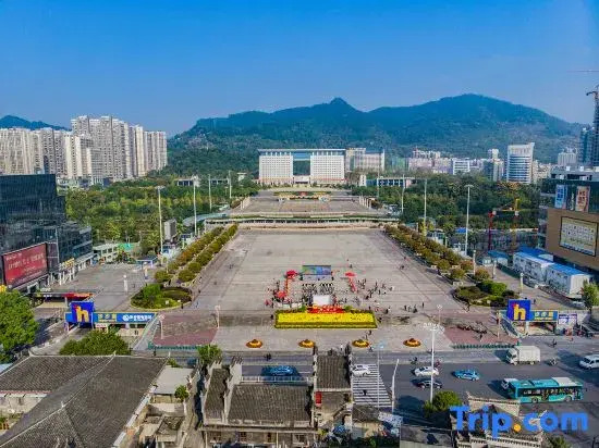 New World Hotel (Jishou Municipal Government Ganzhou Ancient City)