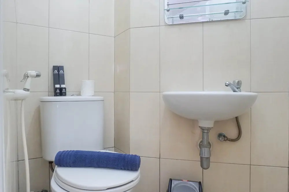 Best Value & Clean Studio Room Apartment at Pavilion Permata 2