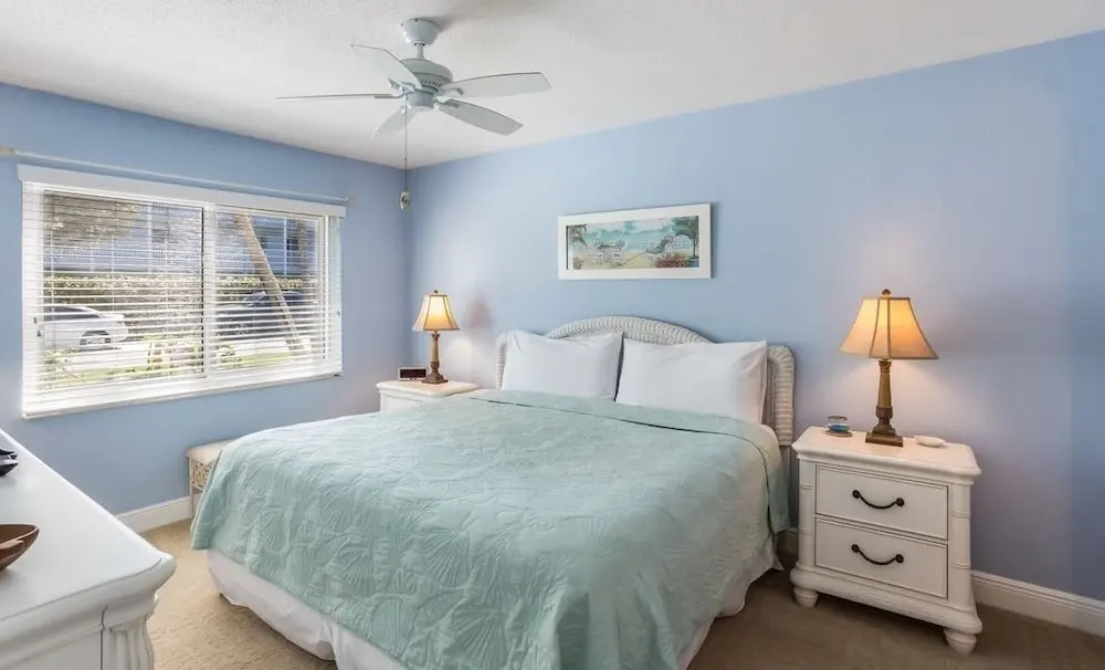 Nautilus-117 2 Bedrooms 2 Bathrooms Condo