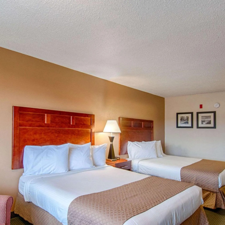 Park Tower Inn