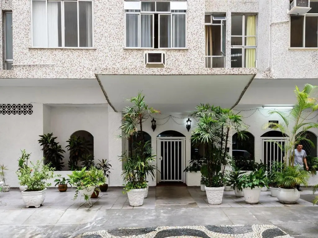 Pineapples RDL1112 - Sossegado quarto e sala perto da praia de Copacabana