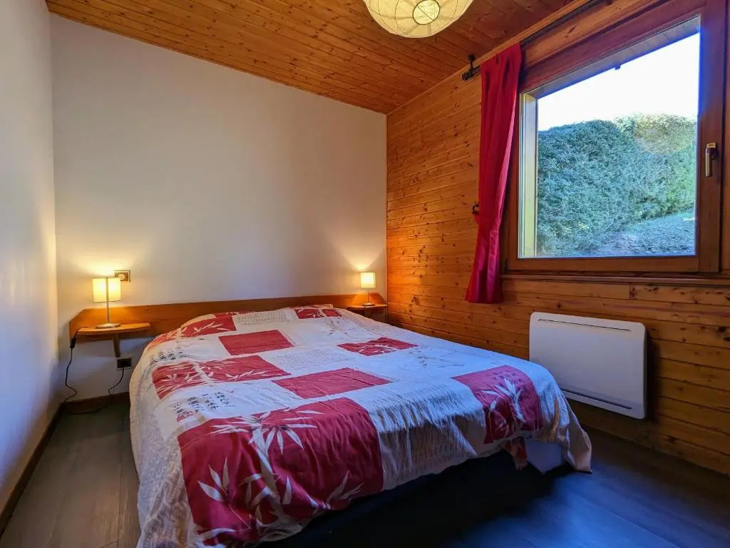 Chalet convivial à Gérardmer avec cheminée, proche du lac et des pistes, idéal famille et rando - FR-1-589-95