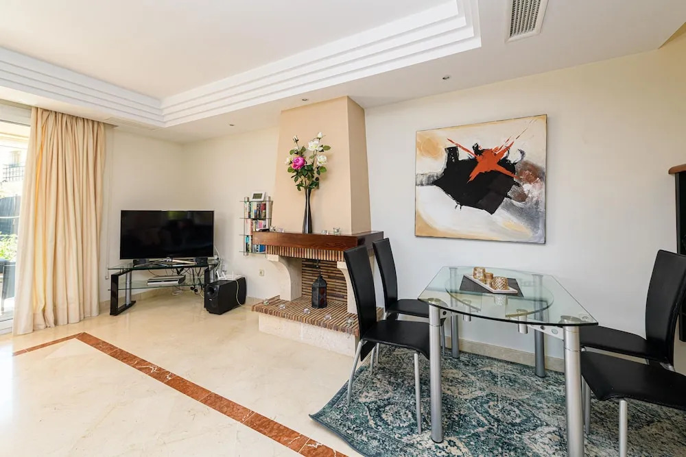Villa Riviera in Urbanizaci n Riviera Sol