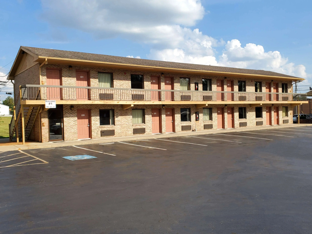 Americas Best Value Inn St. Marys