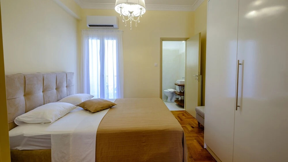 Olala Athens Center 2BR Apartment w/ balcony