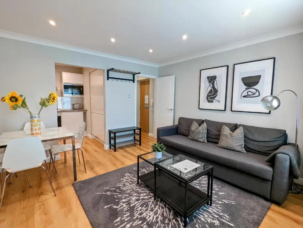 Saffron Court by Wycombe Apartments - Apt 08