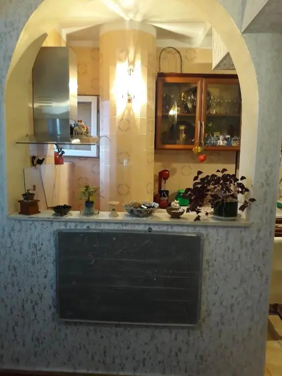Guest House 27