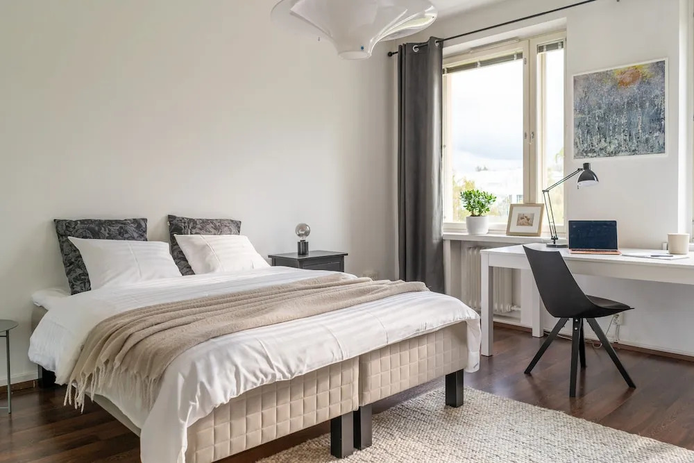Two Rooms up to 5 Guests