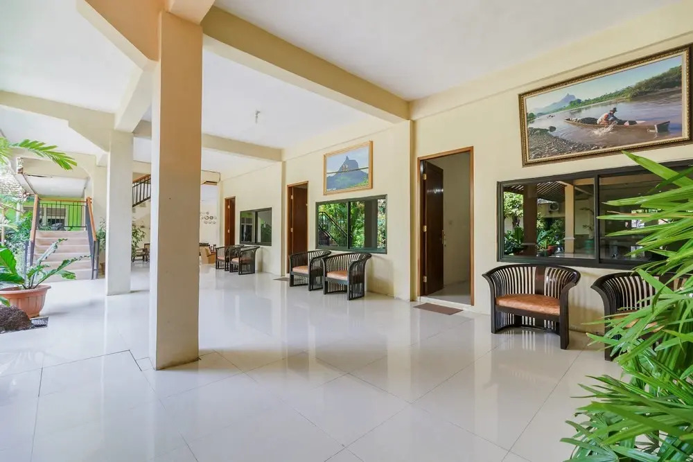Urbanview Hotel Cendrawasih Lahat By RedDoorz
